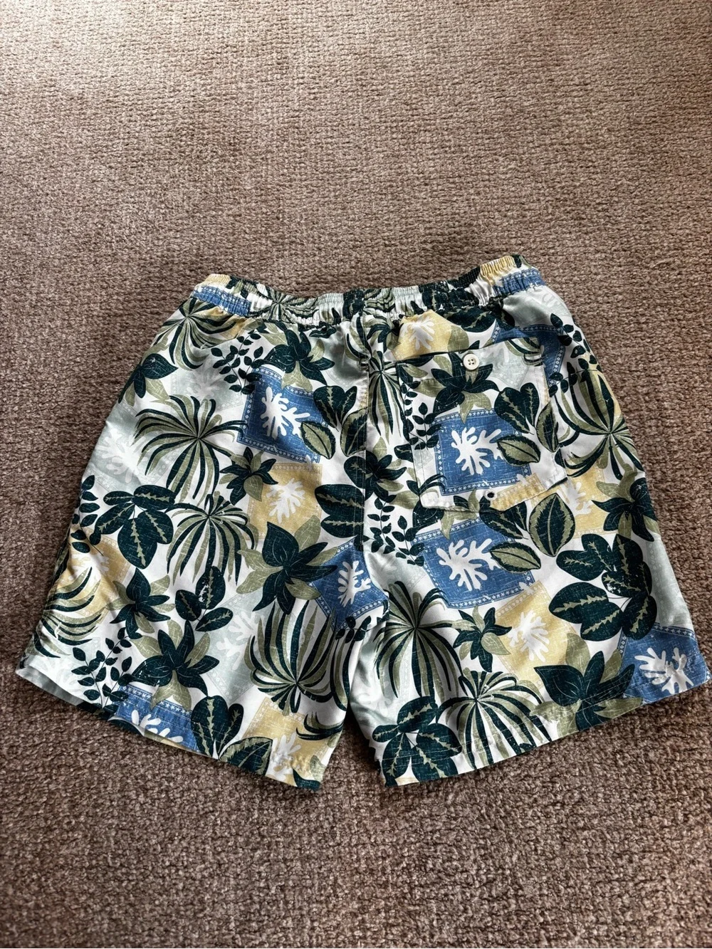 Goodfellow & Co Tropical Floral Swim Trunks Men’s Small Lined Bathing Suit​